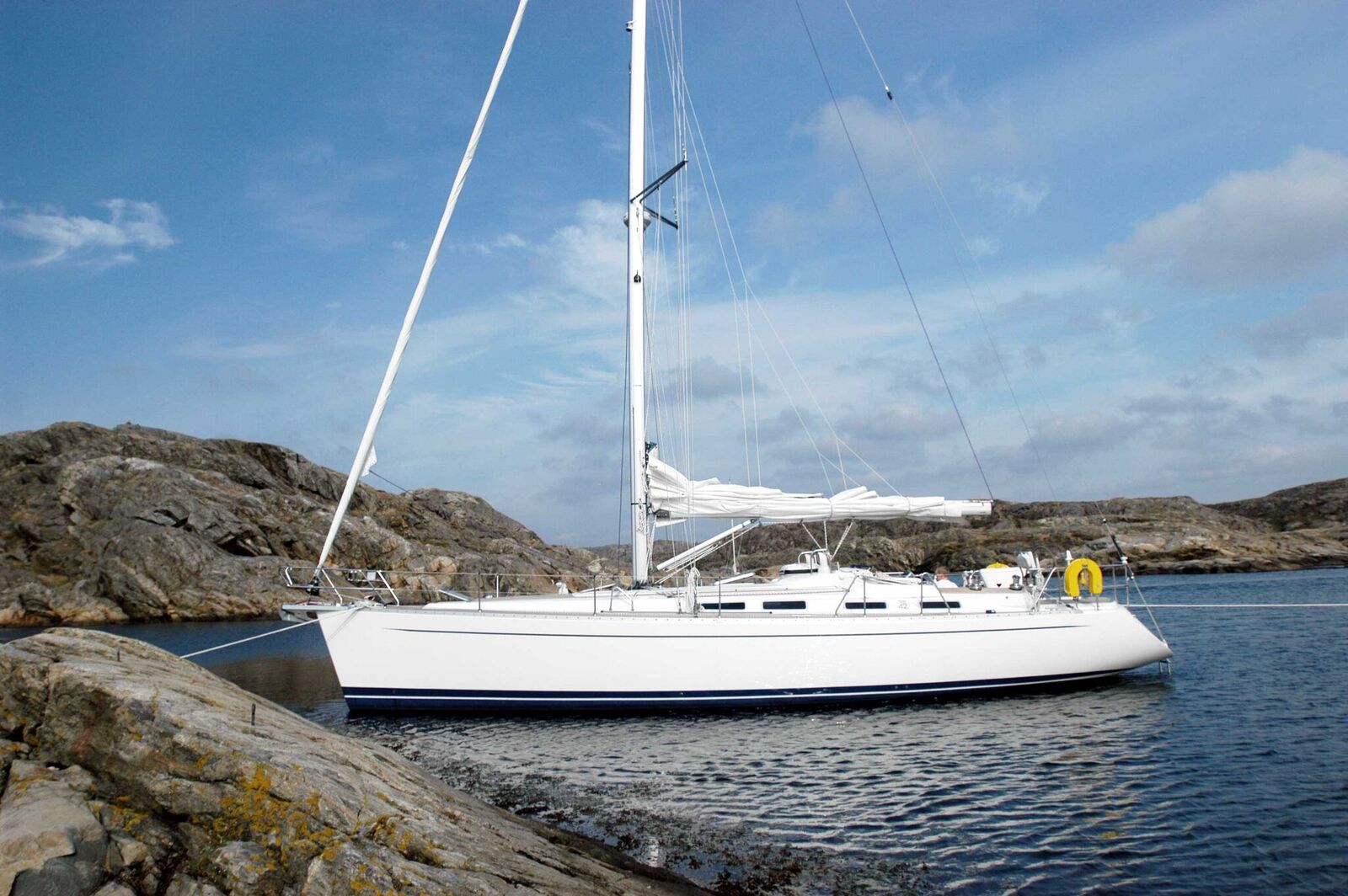 yacht brokerage sweden
